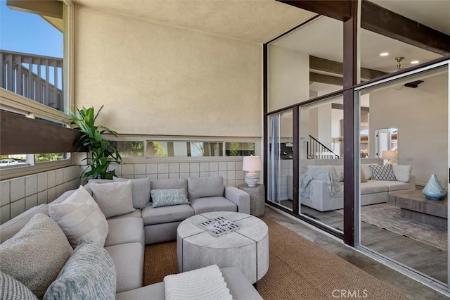 17401 Madera Ln, Huntington Beach, CA 92647 - photo 13