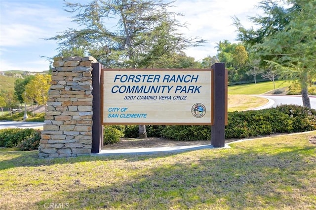 1200 Cerca, San Clemente, CA 92673 - community / neighborhood sign with a lawn