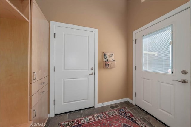 3165 Keeling Ave, Lakeport, CA 95453 - foyer with baseboards