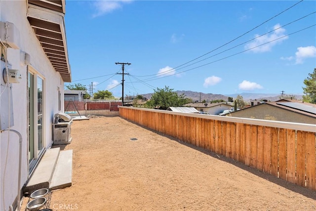 23859 S Rd, Apple Valley, CA 92307 - fenced backyard featuring a mountain view