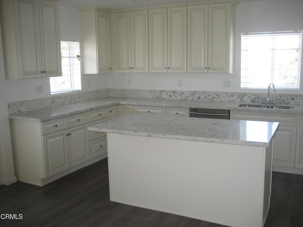 10143 Mountair Ave, Tujunga, CA 91042 - photo 4