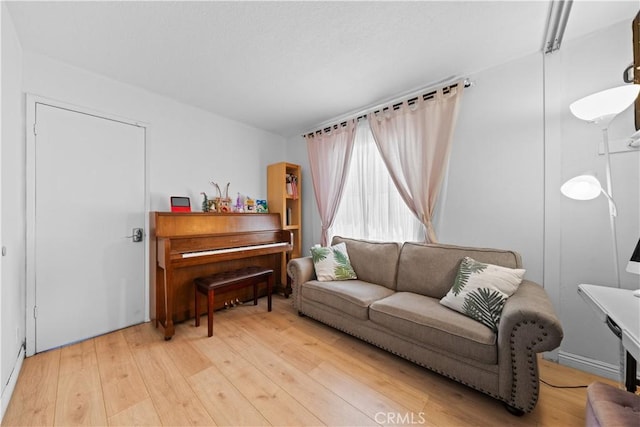 11571 Pinnacle Peak Ct, Rancho Cucamonga, CA 91737 - living area featuring light wood-style floors