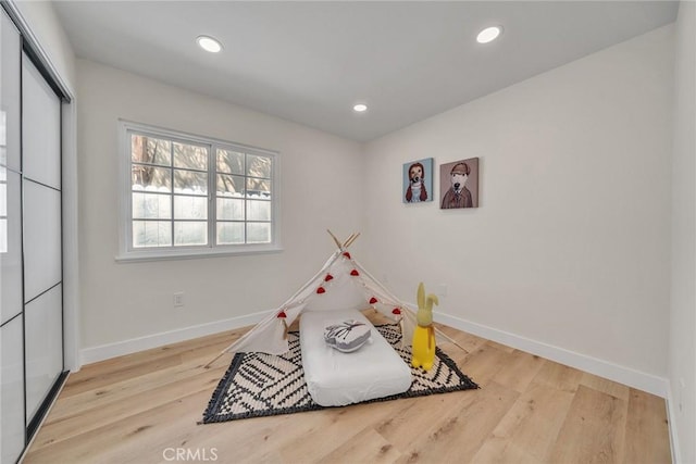 14181 Moore Ct, Irvine, CA 92606 - recreation room featuring wood finished floors and recessed lighting
