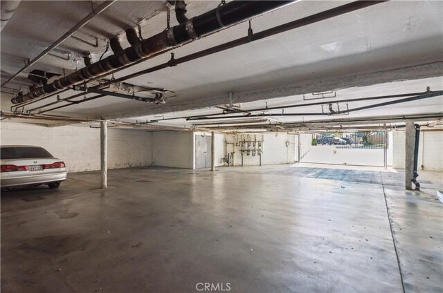 8544 Independence Ave Unit 102, Canoga Park, CA 91304 - view of garage