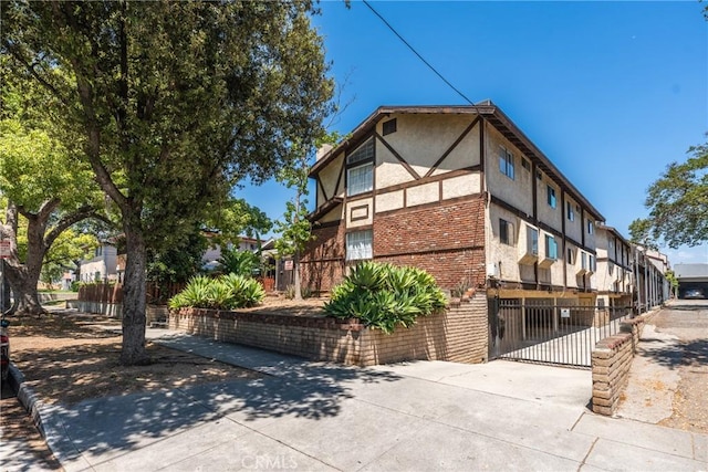 408 N Catalina Ave Unit 6, Pasadena, CA 91106 - photo 2