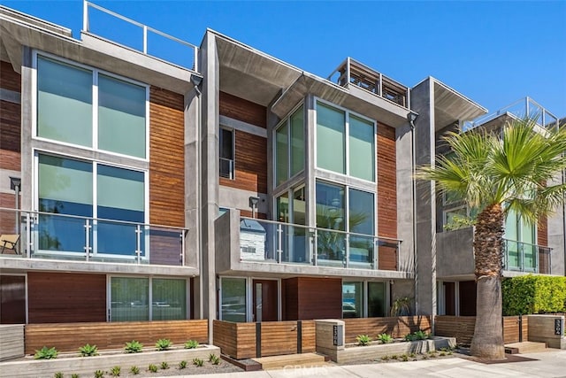 3306 Via Oporto, Newport Beach, CA 92663 - view of building exterior