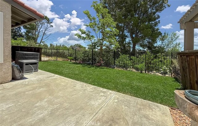 19237 Index St Unit 5, Porter Ranch, CA 91326 - fenced backyard featuring a patio