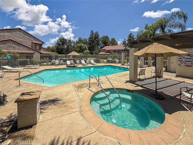 19237 Index St Unit 5, Porter Ranch, CA 91326 - community pool with a community hot tub and a patio area