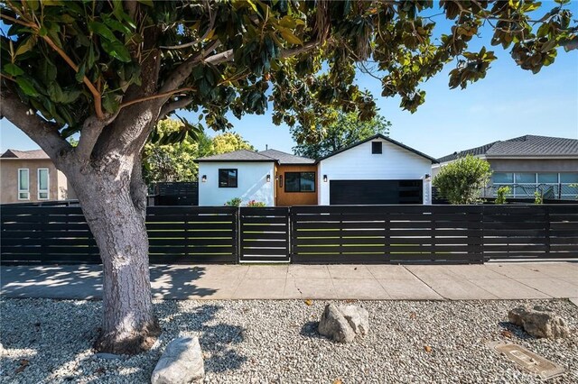14328 Emelita St, Sherman Oaks, CA 91401 - photo 3