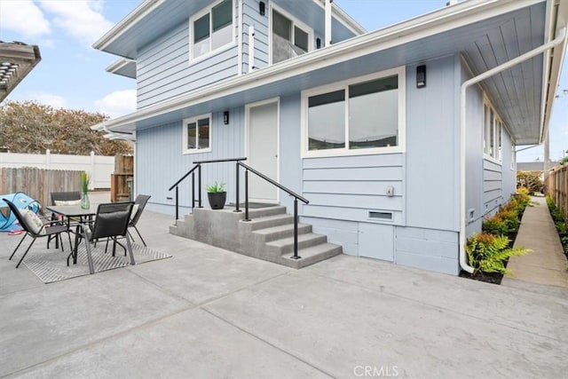 31 N 3rd St, Cayucos, CA 93430 - view of patio with outdoor dining area