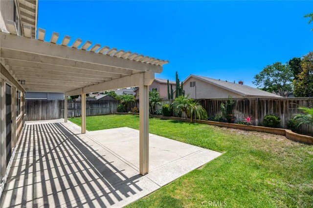 14652 Devonshire Ave, Tustin, CA 92780 - fenced backyard featuring a patio area and a pergola