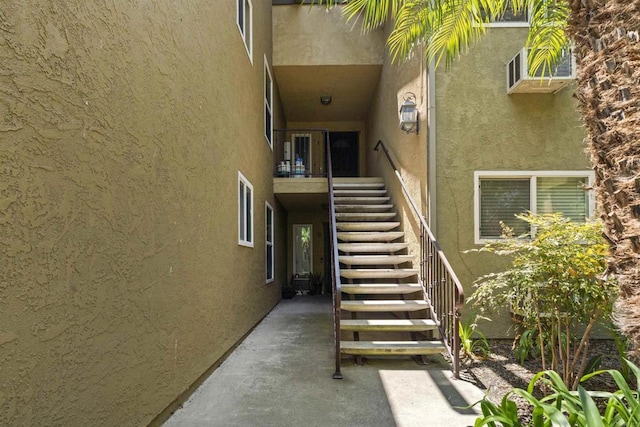 190 Avenida Descanso Unit I, Oceanside, CA 92057 - entrance to property featuring stucco siding