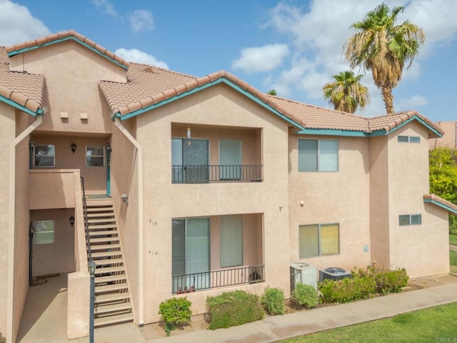 1000 Rodeo Dr Unit 515, Imperial, CA 92251 - view of building exterior with stairway