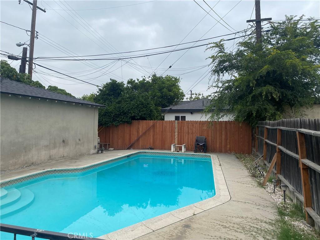 6156 Mckinley Ave, South Gate, CA 90280 - view of swimming pool featuring a fenced backyard