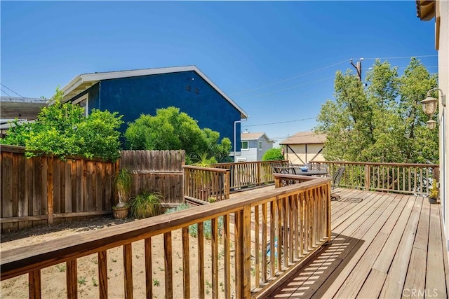 21460 Arapahoe Trl, Chatsworth, CA 91311 - view of wooden terrace