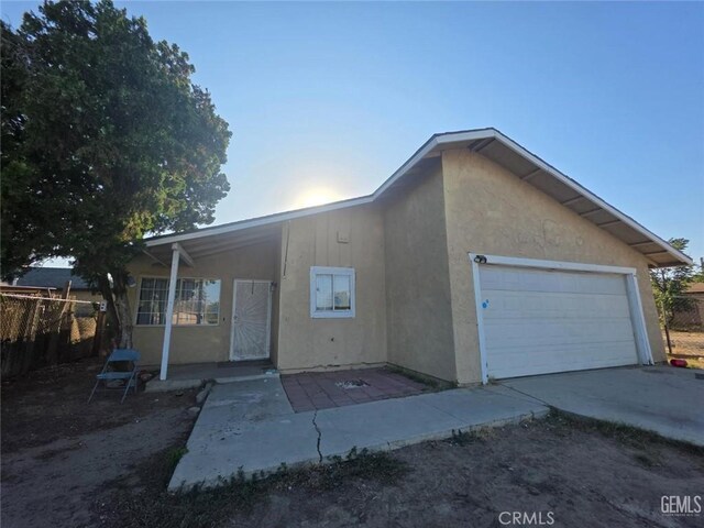 506 S Haley St, Bakersfield, CA 93307 - photo 1