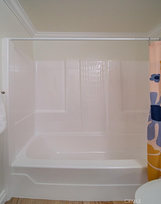 3130 Via Serena N Unit B, Laguna Woods, CA 92637 - bathroom with shower / tub combo with curtain