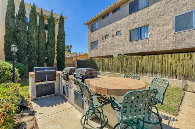 2473 Oswego St Unit 17, Pasadena, CA 91107 - view of patio / terrace with exterior kitchen