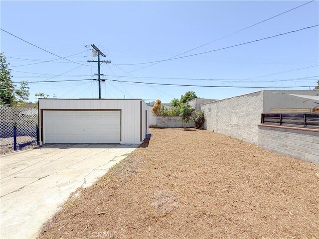 6805 Arbutus Ave, Huntington Park, CA 90255 - photo 19