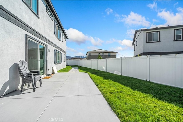 36300 Firelight Cir, Wildomar, CA 92595 - fenced backyard featuring a patio