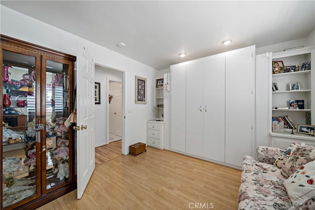 6536 Oceanview Dr Unit T, Carlsbad, CA 92011 - living area featuring light wood-style flooring