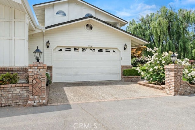 2915 Kennedy Ave Unit A & B, Chico, CA 95973 - garage with driveway