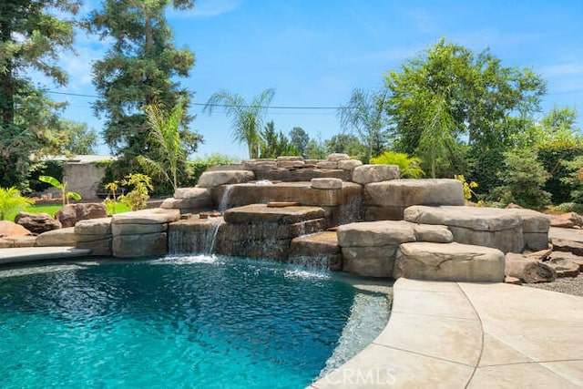 2915 Kennedy Ave Unit A & B, Chico, CA 95973 - view of swimming pool