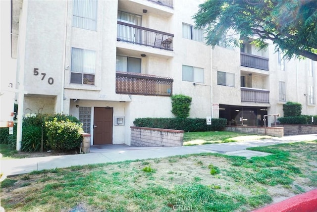 570 W Stocker St Unit 202, Glendale, CA 91202 - view of apartment building / complex