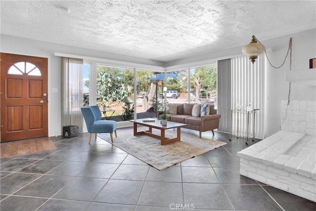 13076 Osage Rd, Apple Valley, CA 92308 - photo 4