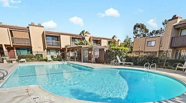 10249 Black Mountain Rd Unit Q3, San Diego, CA 92126 - view of community pool