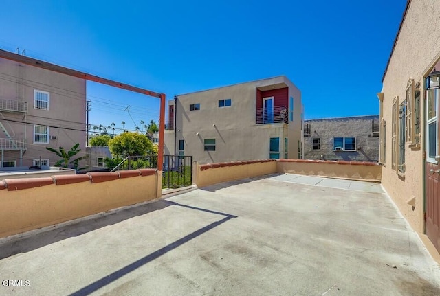 833835 Ridgewood Pl N, Los Angeles, CA 90038 - photo 22