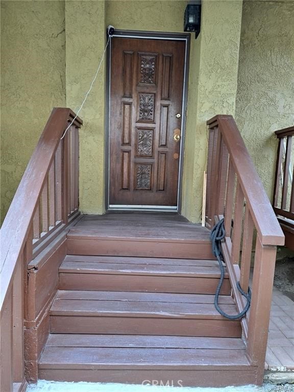 15205 S Budlong Ave Unit 9, Gardena, CA 90247 - property entrance featuring stucco siding