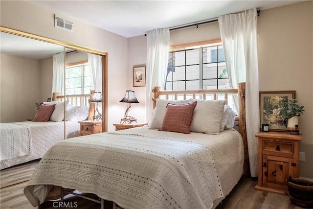 1244 St Anton Dr, Lake Arrowhead, CA 92352 - bedroom featuring wood finished floors and a closet