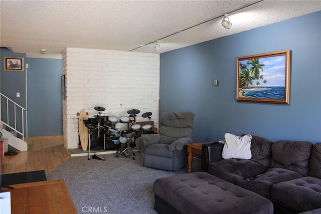 8060 Canby Ave Unit 2, Reseda, CA 91335 - photo 4