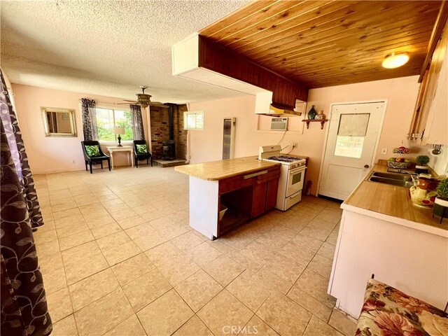 728 Monterey Trl, Frazier Park, CA 93225 - photo 3