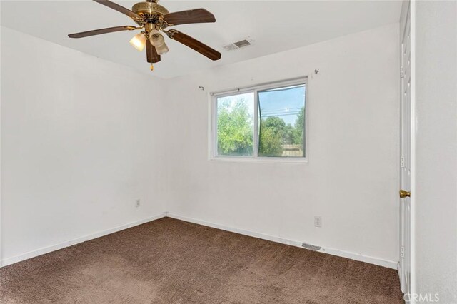 2246 Beachwood Dr, Merced, CA 95348 - unfurnished room with carpet floors and a ceiling fan
