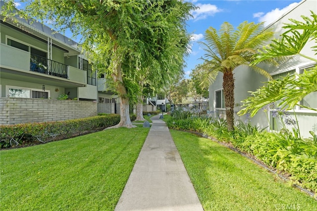 5110 E Atherton St Unit 57, Long Beach, CA 90815 - view of community with a lawn