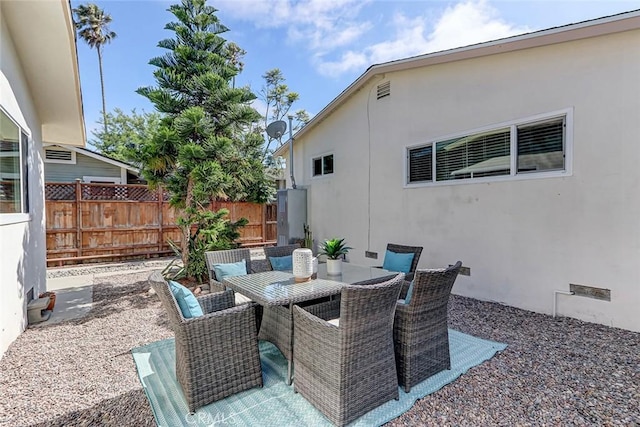 426 S Broadway, Redondo Beach, CA 90277 - view of patio with outdoor dining space