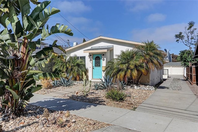 426 S Broadway, Redondo Beach, CA 90277 - view of front facade featuring stucco siding