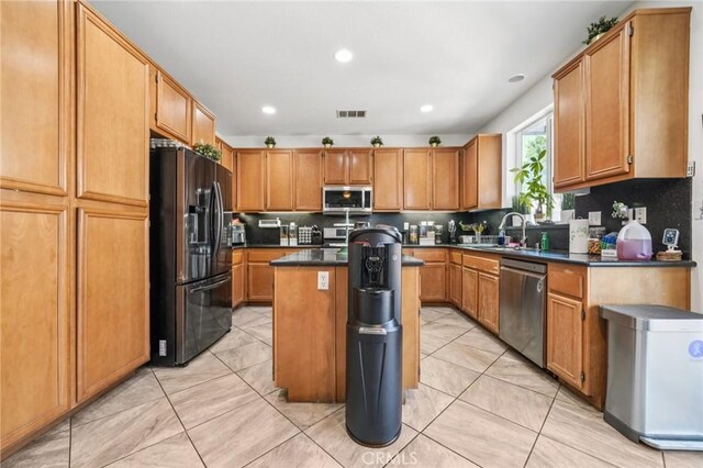 13743 Thrush Ct, Victorville, CA 92394 - photo 5