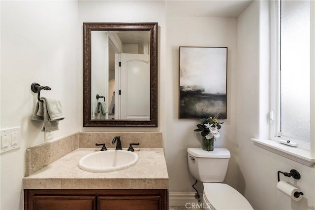 45200 Oak Manor Ct, Temecula, CA 92590 - bathroom with toilet and vanity