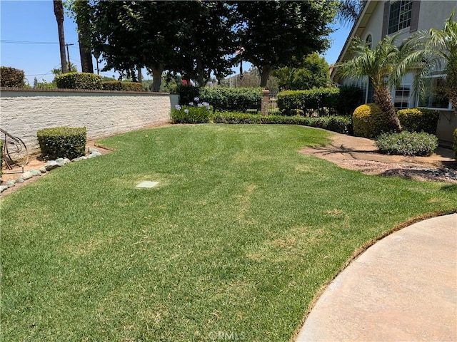 2622 Chauncy Pl, Riverside, CA 92506 - view of grassy yard