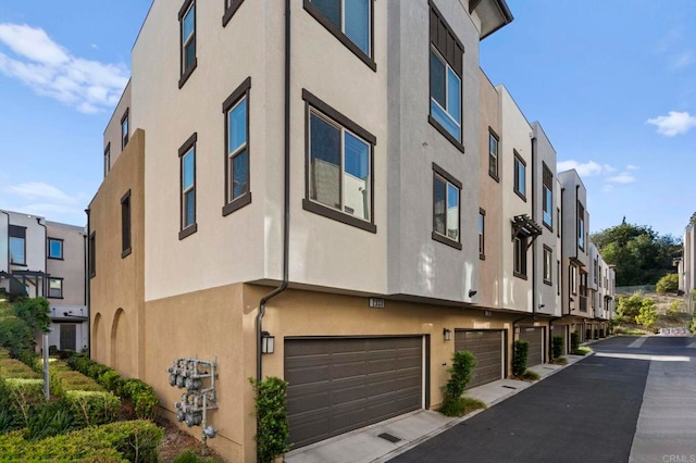 2333 Verano Way, Vista, CA 92081 - view of property with an attached garage