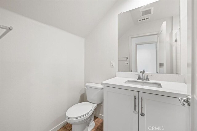 284 Novel, Irvine, CA 92618 - half bathroom with toilet and vanity