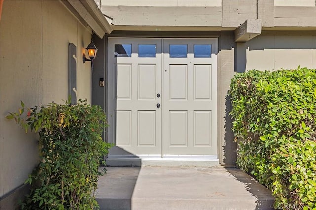 22526 Napa St, West Hills, CA 91304 - entrance to property