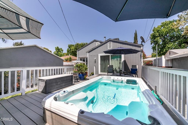 331 N Avon St, Burbank, CA 91505 - view of swimming pool with a deck, an outdoor hot tub, and a pool