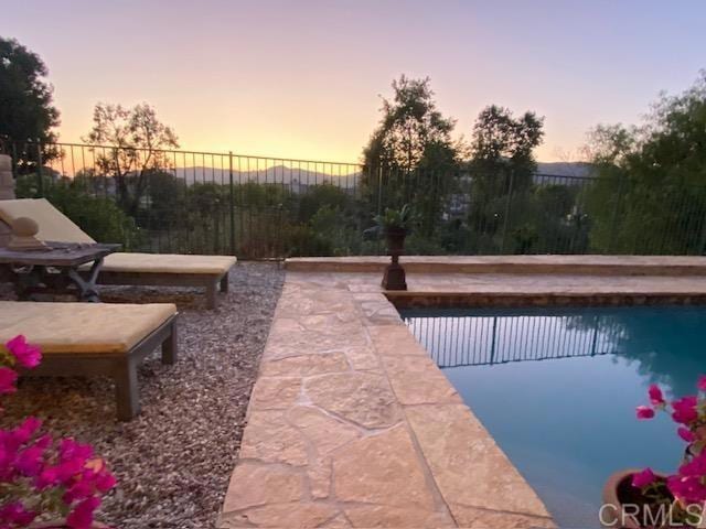 581 Galloping Hill Rd, Simi Valley, CA 93065 - photo 35