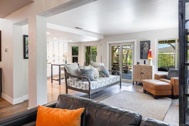 581 Galloping Hill Rd, Simi Valley, CA 93065 - photo 10