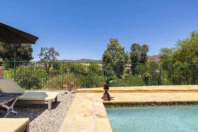 581 Galloping Hill Rd, Simi Valley, CA 93065 - photo 28