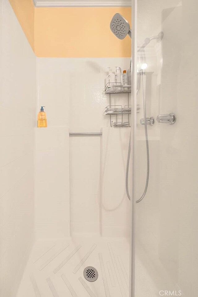 3039 Olympic View Dr, Chino Hills, CA 91709 - bathroom featuring a walk in shower